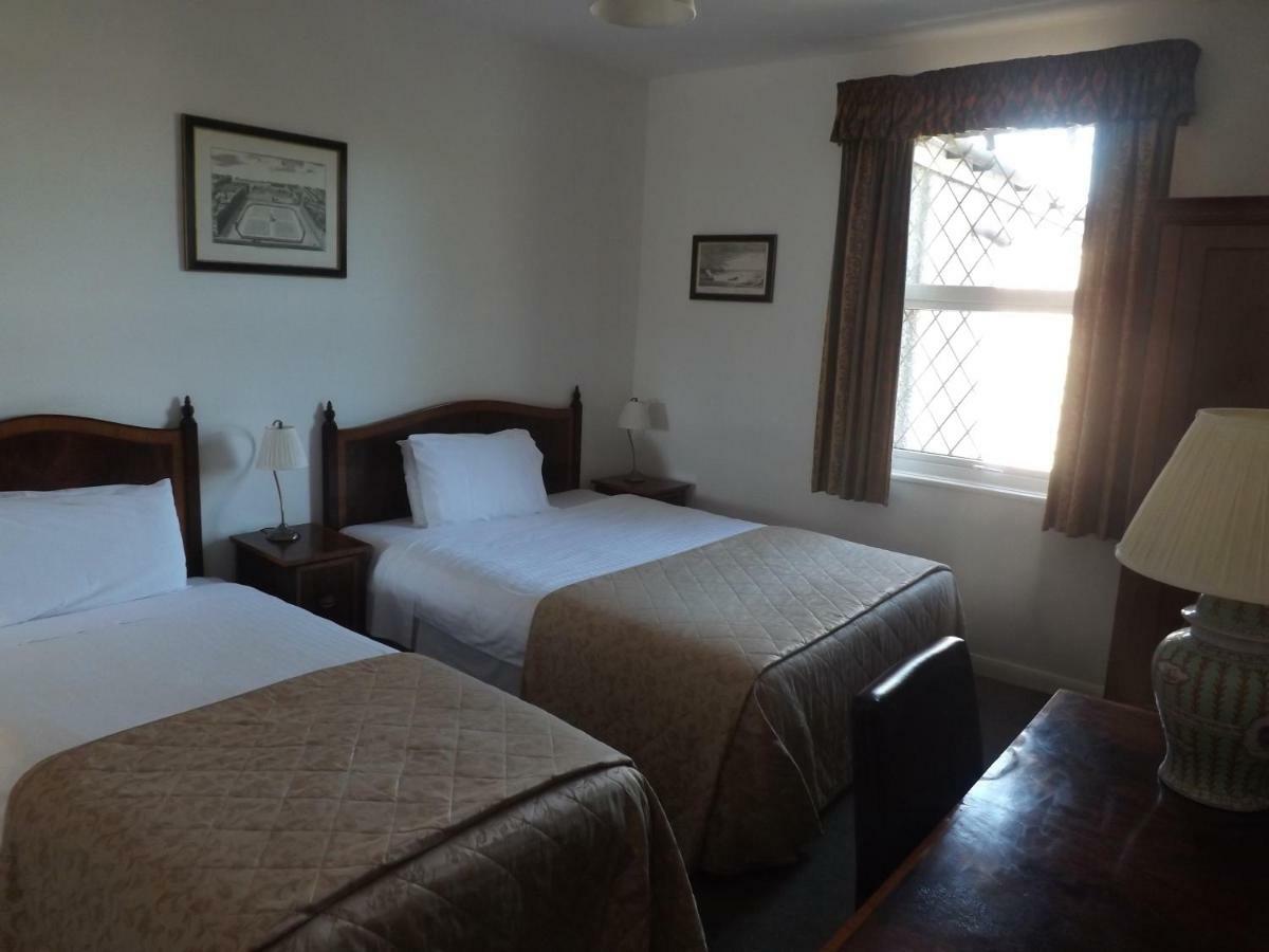 Ashleigh House Hotel Coventry Buitenkant foto