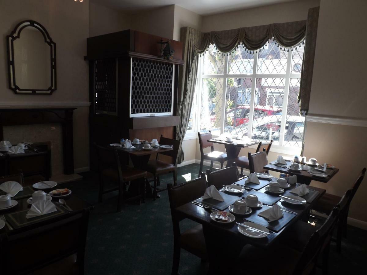 Ashleigh House Hotel Coventry Buitenkant foto